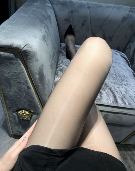 AV无码专区一线二线_日韩成人在线