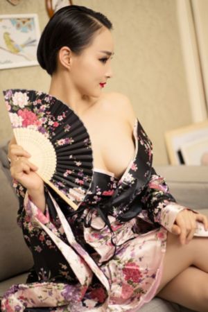 Z久久精品2024在线观看_DVD在线播放观看