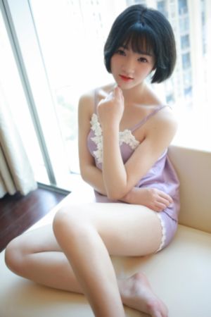 自拍不卡视频一区_超清高清迅雷在线观看