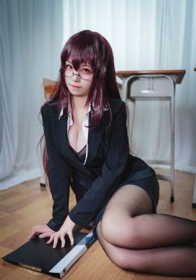 新任女教师在线_720在线观看视频